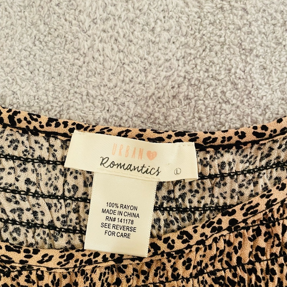 Animal print smocked peblum